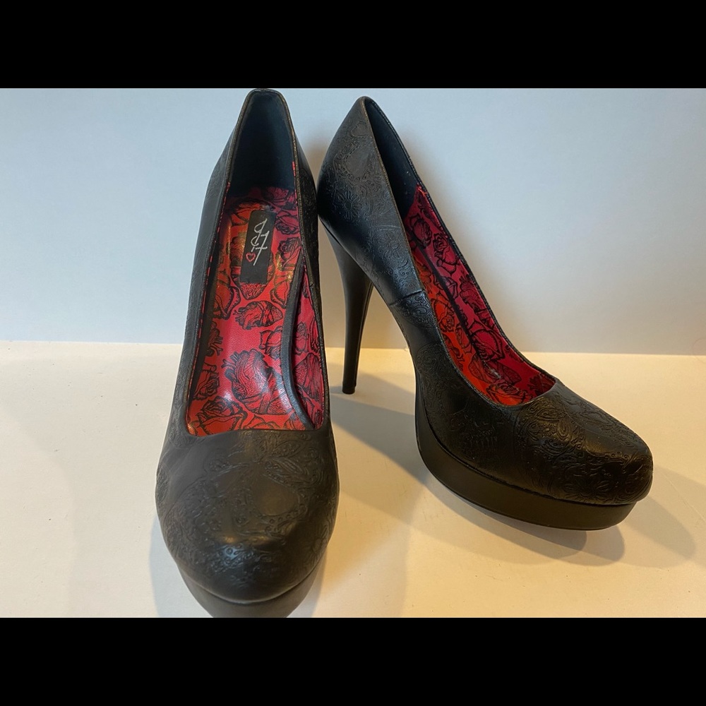 NWOT IRON FIST HEELS
